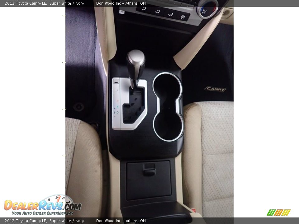 2012 Toyota Camry LE Super White / Ivory Photo #31