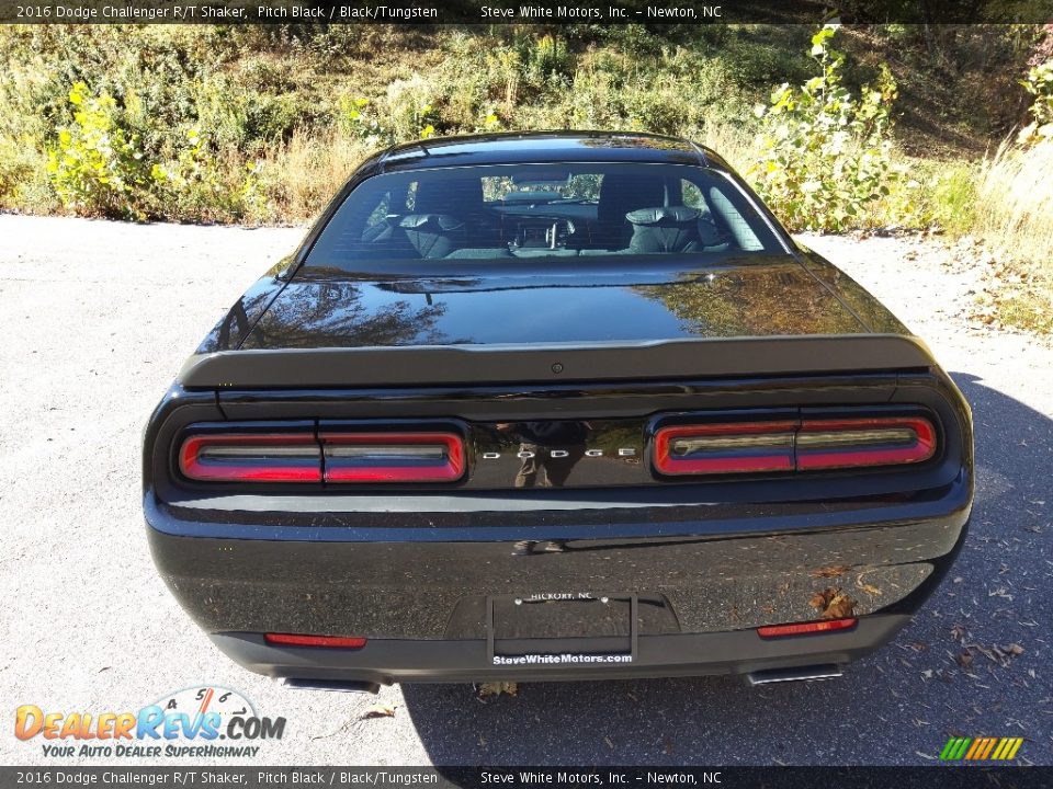 2016 Dodge Challenger R/T Shaker Pitch Black / Black/Tungsten Photo #8