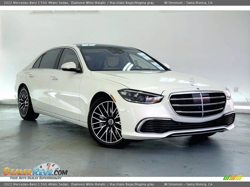 Front 3/4 View of 2022 Mercedes-Benz S 500 4Matic Sedan Photo #12