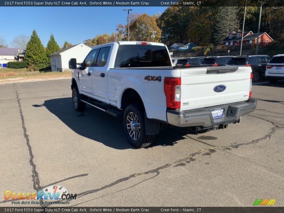 2017 Ford F350 Super Duty XLT Crew Cab 4x4 Oxford White / Medium Earth Gray Photo #6