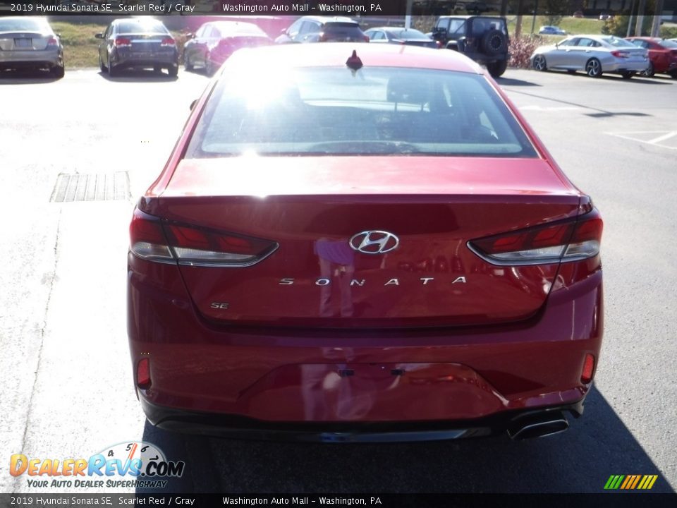 2019 Hyundai Sonata SE Scarlet Red / Gray Photo #8