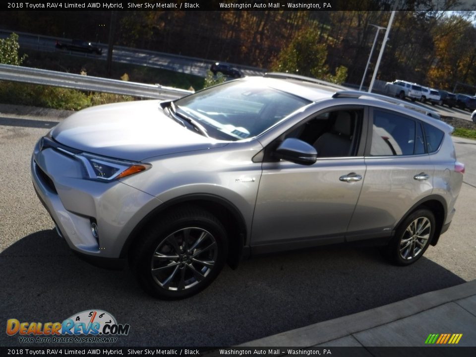 2018 Toyota RAV4 Limited AWD Hybrid Silver Sky Metallic / Black Photo #13