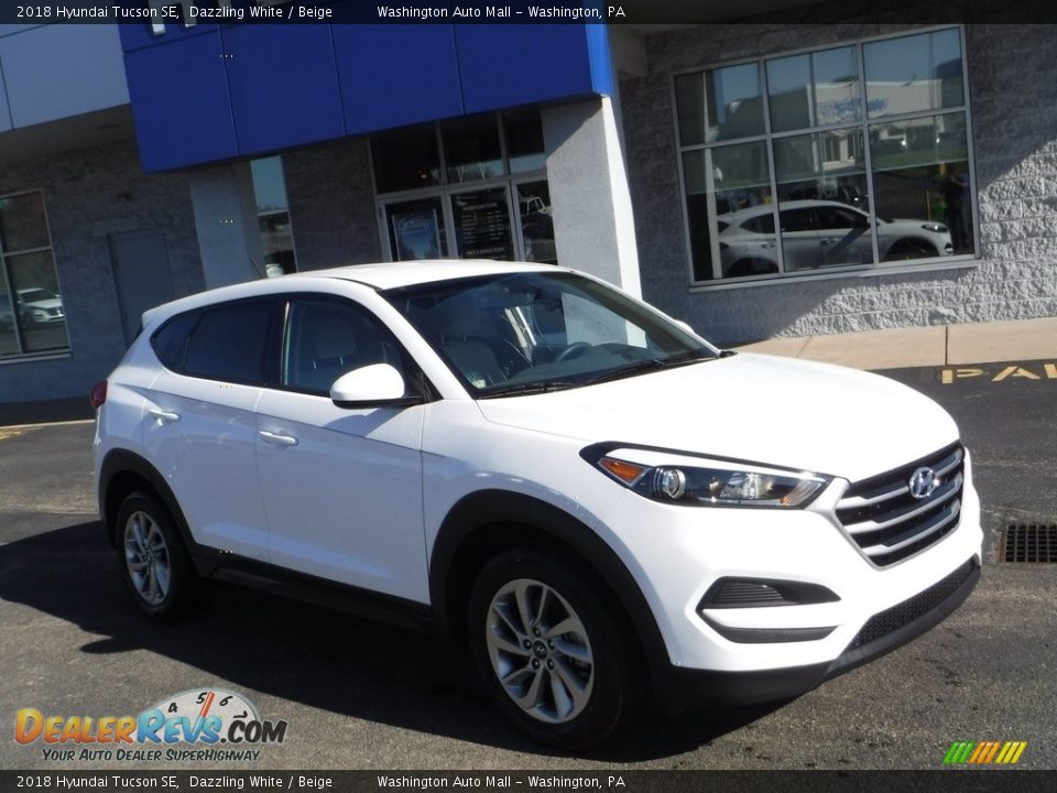 2018 Hyundai Tucson SE Dazzling White / Beige Photo #1