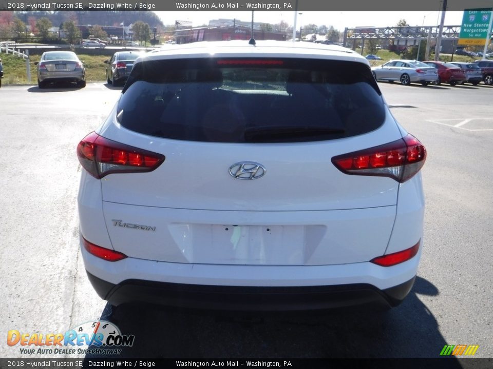 2018 Hyundai Tucson SE Dazzling White / Beige Photo #8