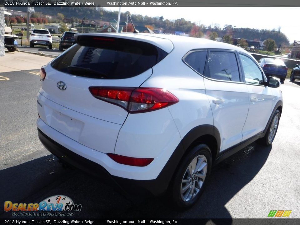 2018 Hyundai Tucson SE Dazzling White / Beige Photo #10