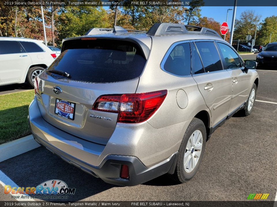 2019 Subaru Outback 2.5i Premium Tungsten Metallic / Warm Ivory Photo #3