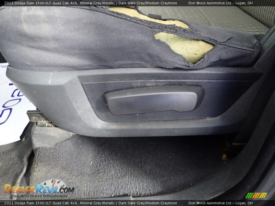 2011 Dodge Ram 1500 SLT Quad Cab 4x4 Mineral Gray Metallic / Dark Slate Gray/Medium Graystone Photo #14