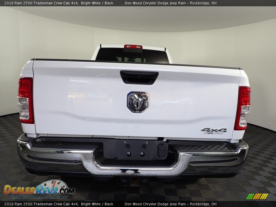 2019 Ram 2500 Tradesman Crew Cab 4x4 Bright White / Black Photo #12