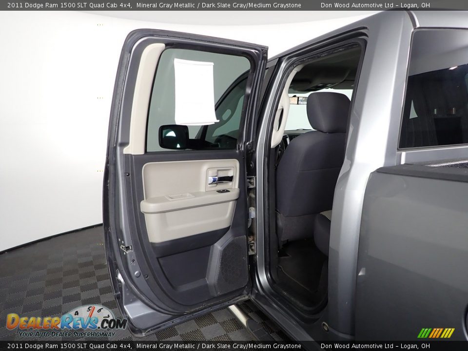 2011 Dodge Ram 1500 SLT Quad Cab 4x4 Mineral Gray Metallic / Dark Slate Gray/Medium Graystone Photo #24