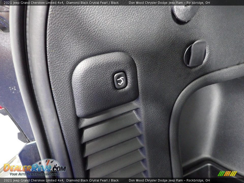 2021 Jeep Grand Cherokee Limited 4x4 Diamond Black Crystal Pearl / Black Photo #18