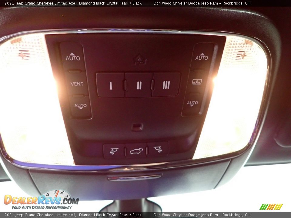 2021 Jeep Grand Cherokee Limited 4x4 Diamond Black Crystal Pearl / Black Photo #28