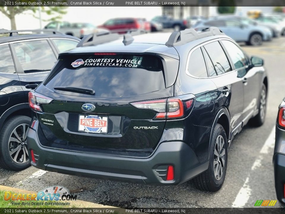 2021 Subaru Outback 2.5i Premium Crystal Black Silica / Gray Photo #4
