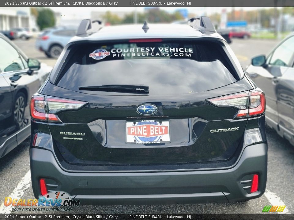 2021 Subaru Outback 2.5i Premium Crystal Black Silica / Gray Photo #5