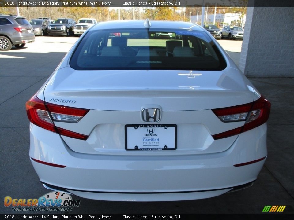 2018 Honda Accord LX Sedan Platinum White Pearl / Ivory Photo #8