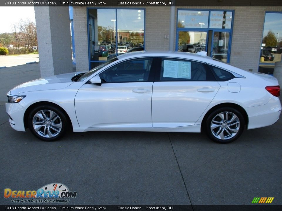 2018 Honda Accord LX Sedan Platinum White Pearl / Ivory Photo #10