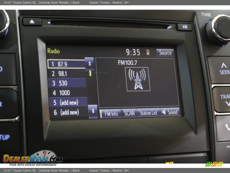 2015 Toyota Camry SE Celestial Silver Metallic / Black Photo #11