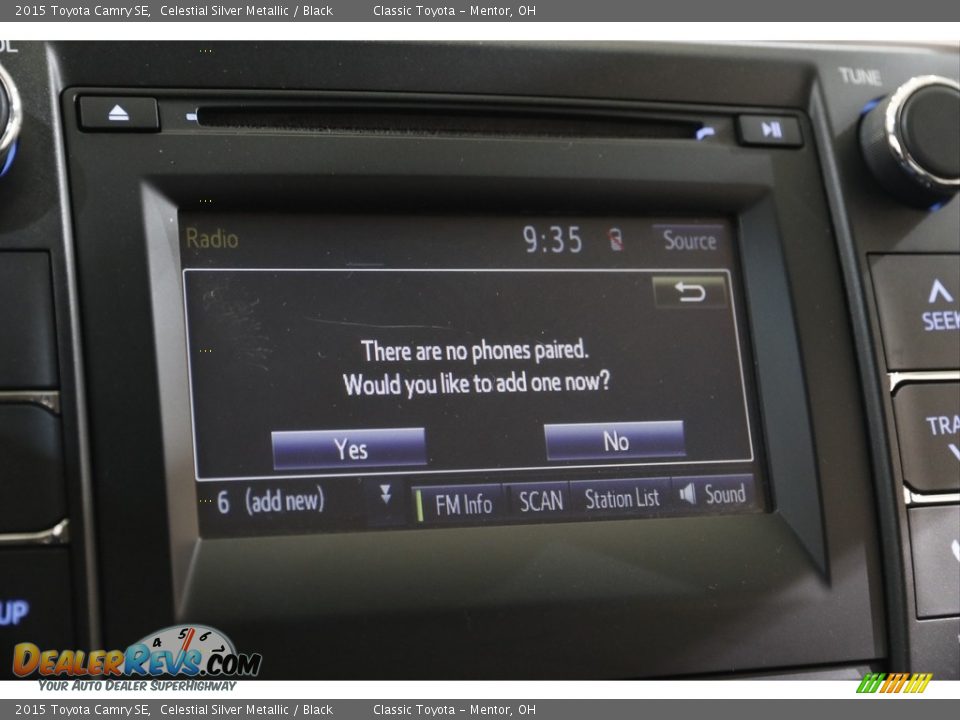 2015 Toyota Camry SE Celestial Silver Metallic / Black Photo #12