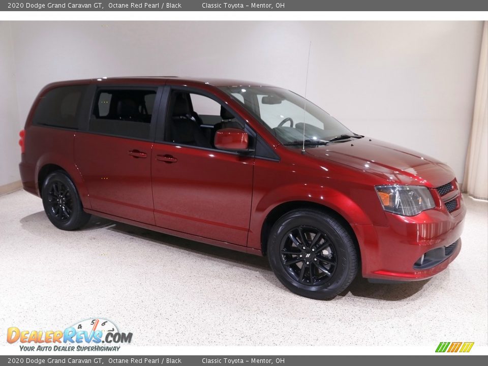 2020 Dodge Grand Caravan GT Octane Red Pearl / Black Photo #1