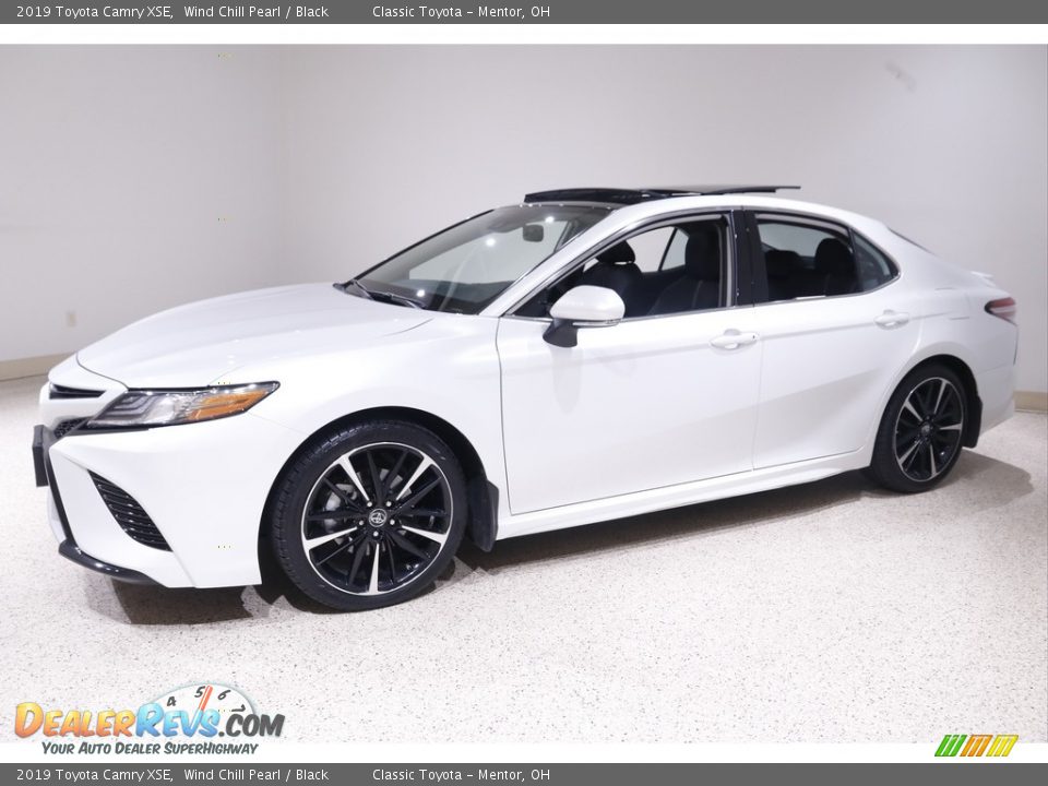 2019 Toyota Camry XSE Wind Chill Pearl / Black Photo #3