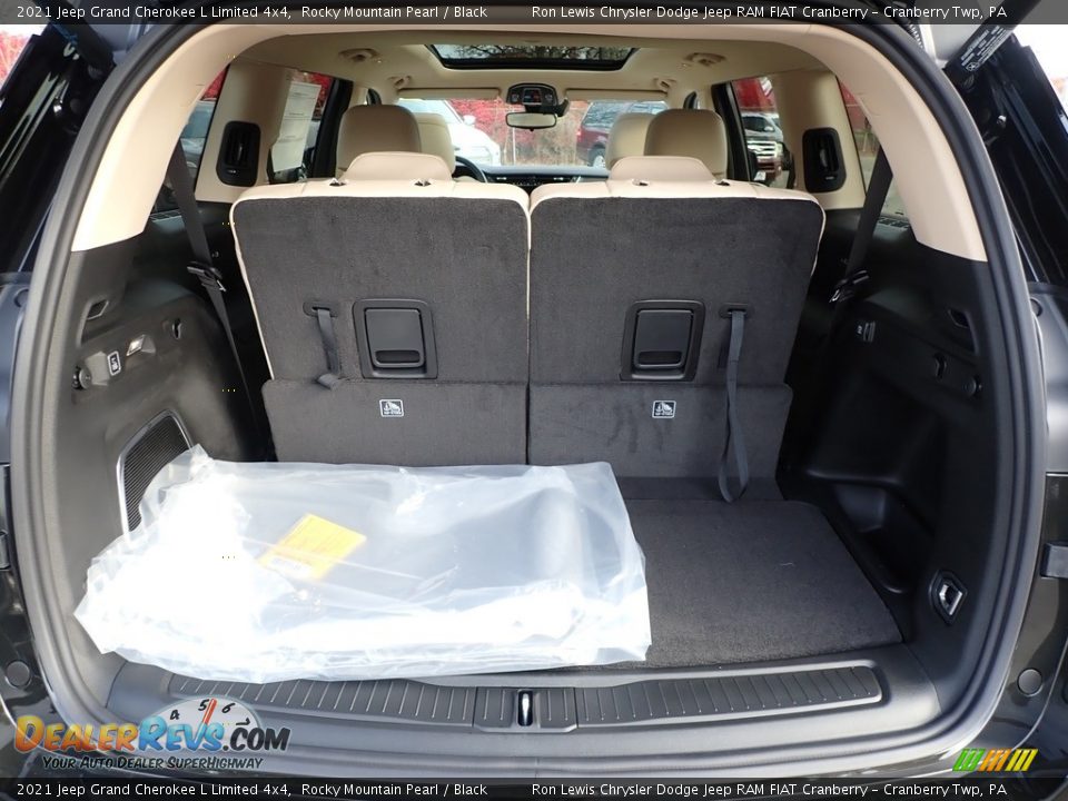 2021 Jeep Grand Cherokee L Limited 4x4 Trunk Photo #7