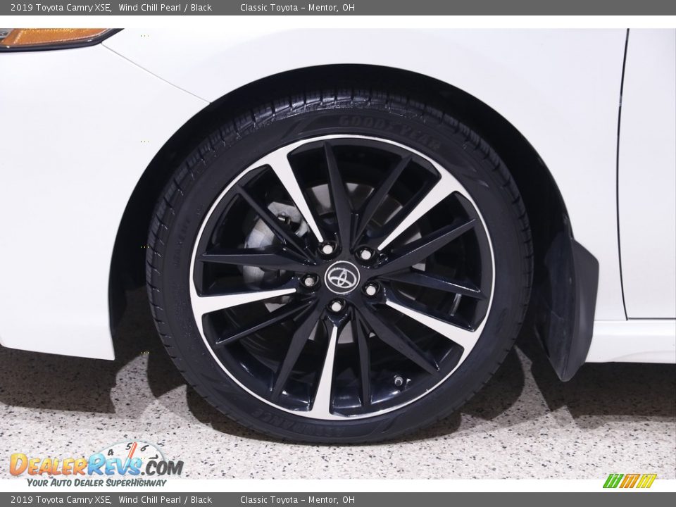 2019 Toyota Camry XSE Wind Chill Pearl / Black Photo #19