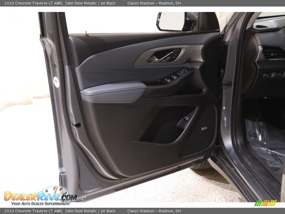 2019 Chevrolet Traverse LT AWD Satin Steel Metallic / Jet Black Photo #4