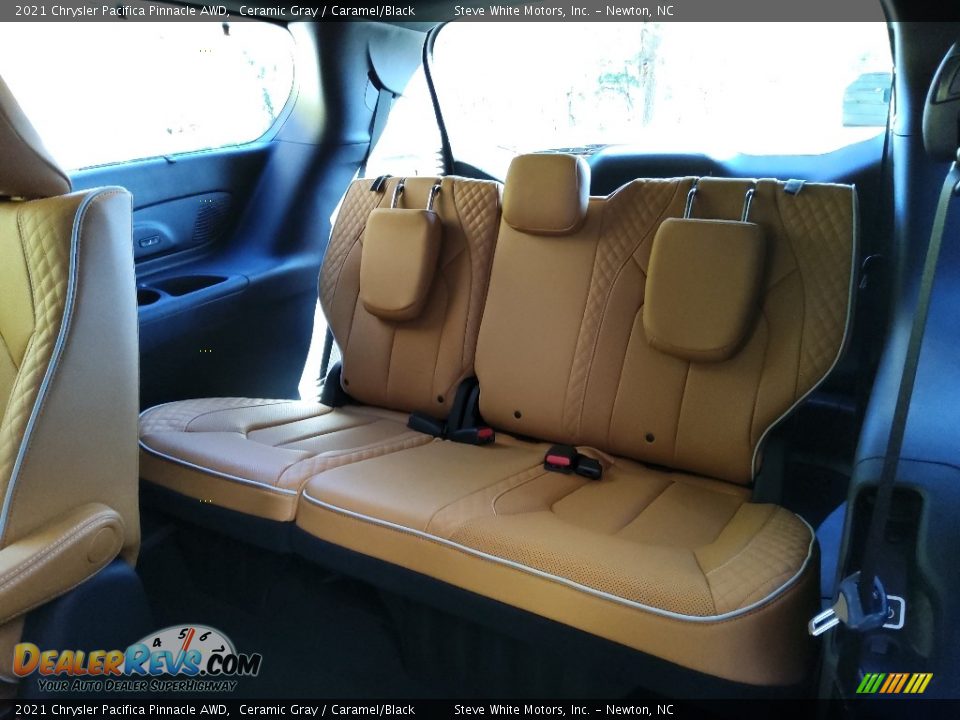 Rear Seat of 2021 Chrysler Pacifica Pinnacle AWD Photo #17