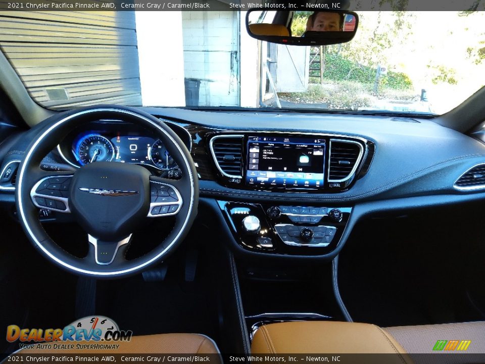 Dashboard of 2021 Chrysler Pacifica Pinnacle AWD Photo #23