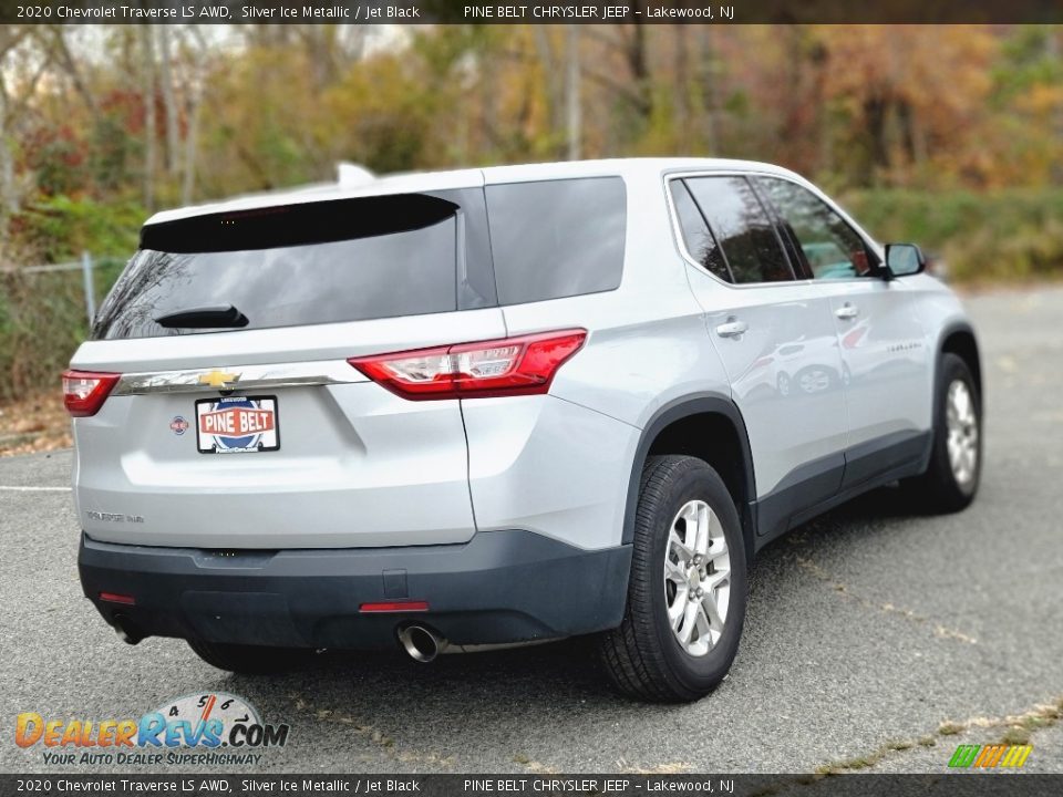 2020 Chevrolet Traverse LS AWD Silver Ice Metallic / Jet Black Photo #4