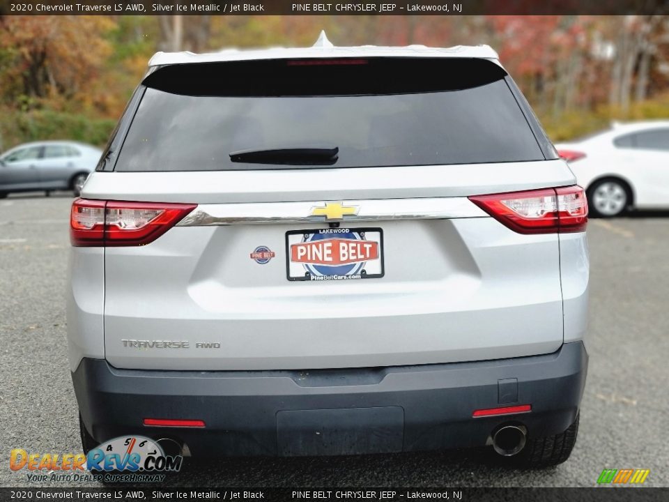 2020 Chevrolet Traverse LS AWD Silver Ice Metallic / Jet Black Photo #5