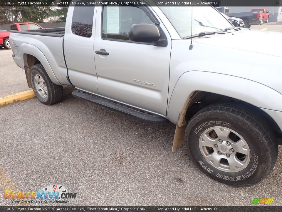 2006 Toyota Tacoma V6 TRD Access Cab 4x4 Silver Streak Mica / Graphite Gray Photo #3