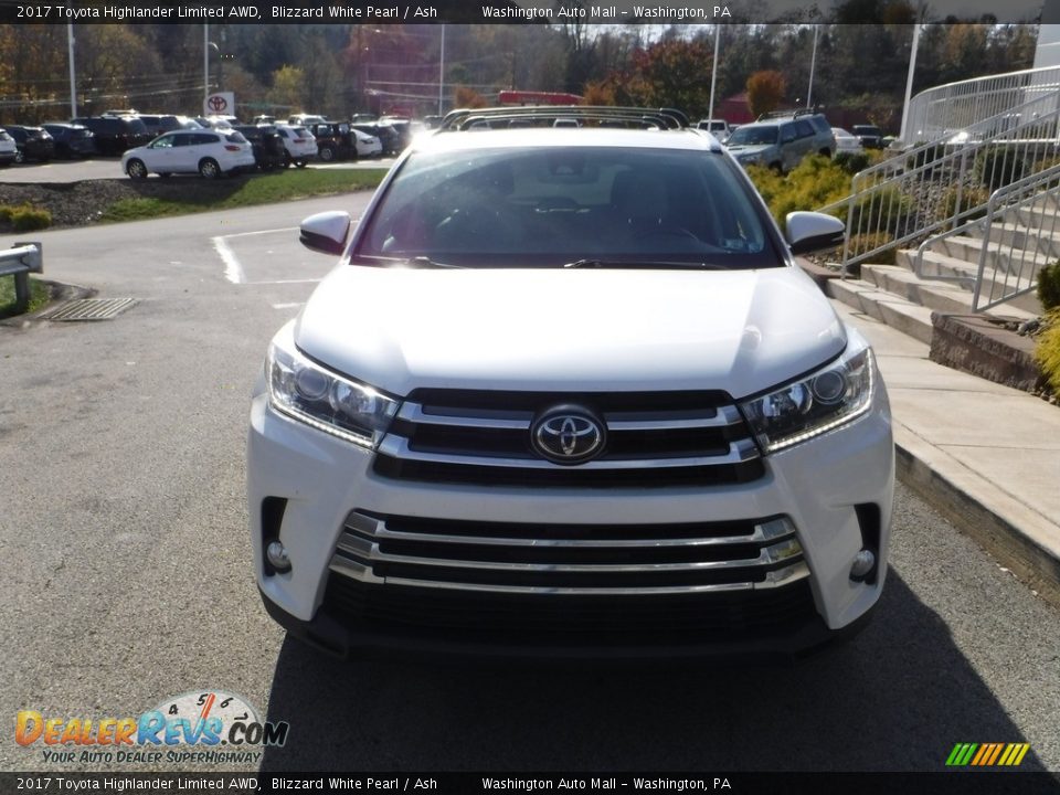 2017 Toyota Highlander Limited AWD Blizzard White Pearl / Ash Photo #11