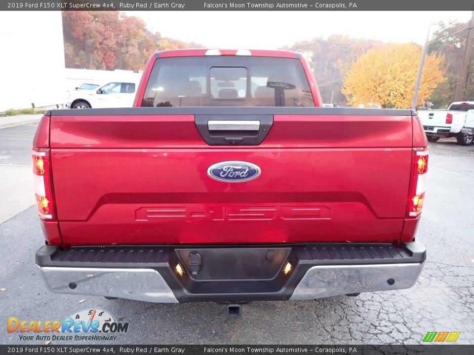 2019 Ford F150 XLT SuperCrew 4x4 Ruby Red / Earth Gray Photo #3