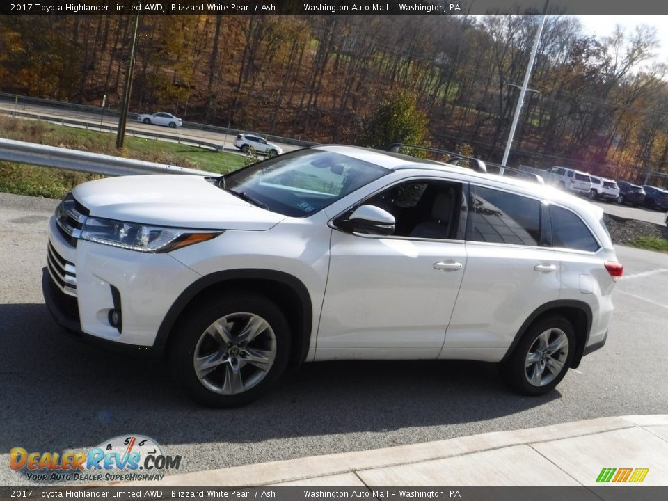 2017 Toyota Highlander Limited AWD Blizzard White Pearl / Ash Photo #13