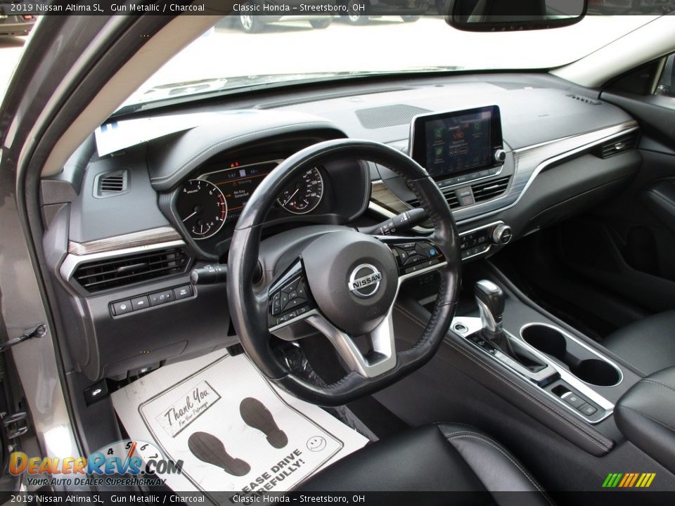 Charcoal Interior - 2019 Nissan Altima SL Photo #30