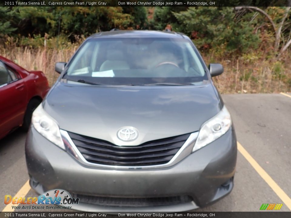 2011 Toyota Sienna LE Cypress Green Pearl / Light Gray Photo #11