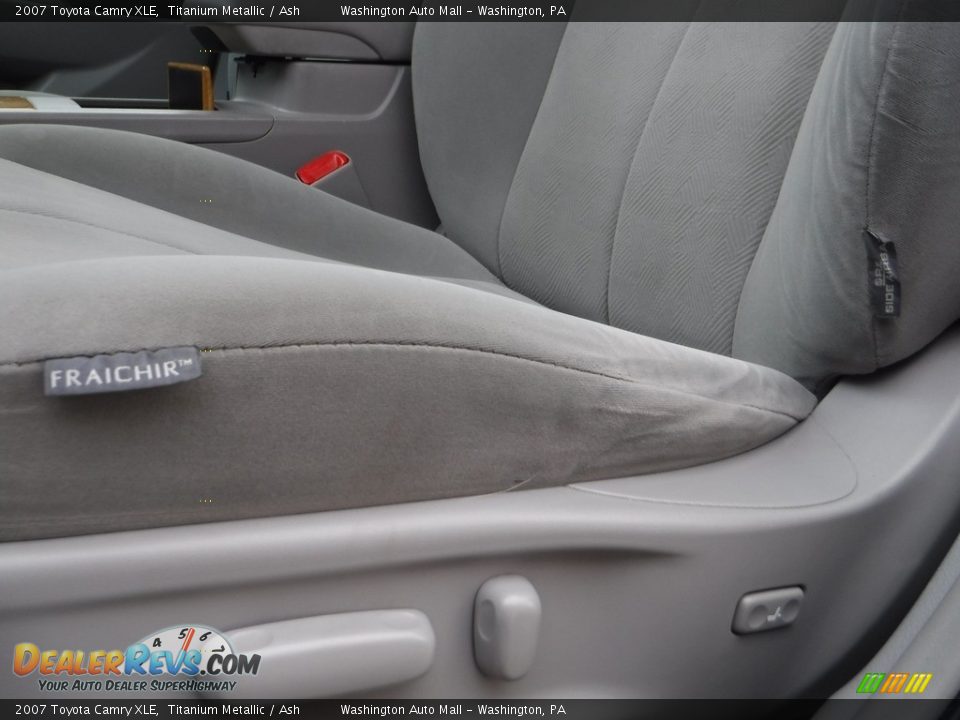 2007 Toyota Camry XLE Titanium Metallic / Ash Photo #20