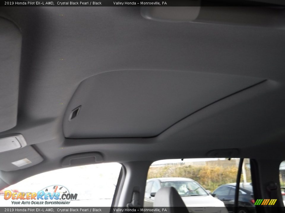 2019 Honda Pilot EX-L AWD Crystal Black Pearl / Black Photo #10