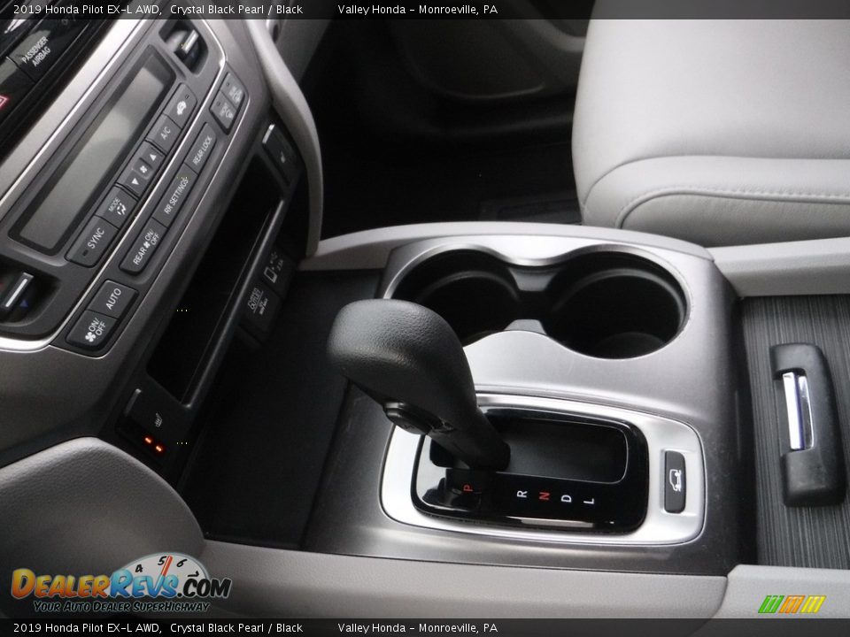2019 Honda Pilot EX-L AWD Crystal Black Pearl / Black Photo #16