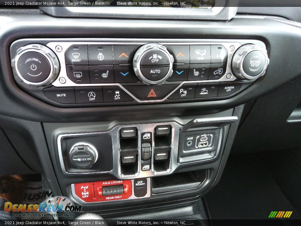 Controls of 2021 Jeep Gladiator Mojave 4x4 Photo #27