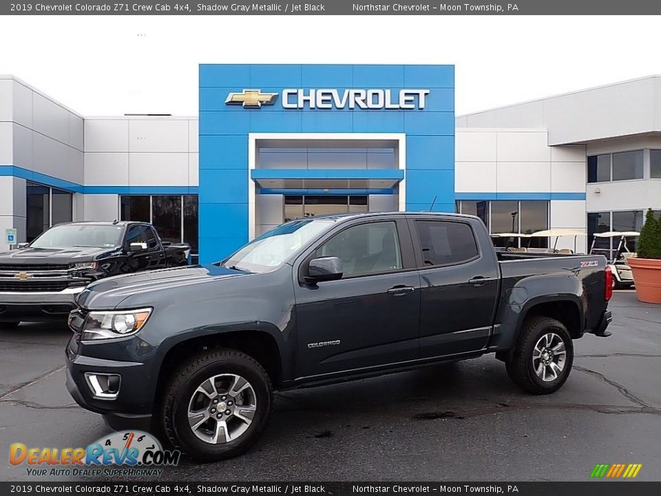 Front 3/4 View of 2019 Chevrolet Colorado Z71 Crew Cab 4x4 Photo #1