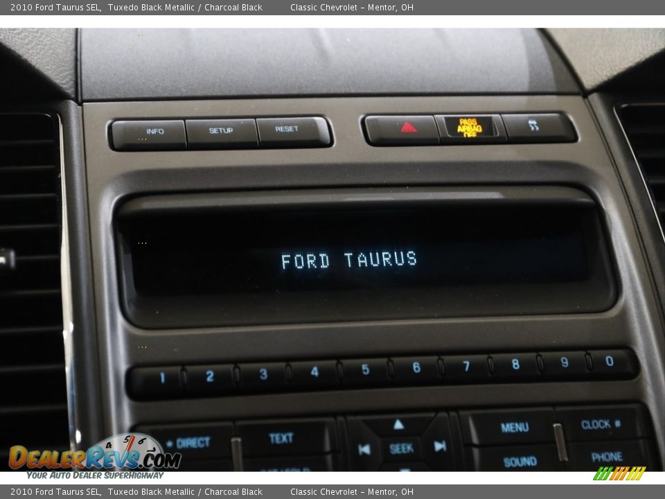 2010 Ford Taurus SEL Tuxedo Black Metallic / Charcoal Black Photo #10