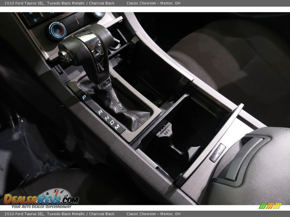 2010 Ford Taurus SEL Tuxedo Black Metallic / Charcoal Black Photo #14