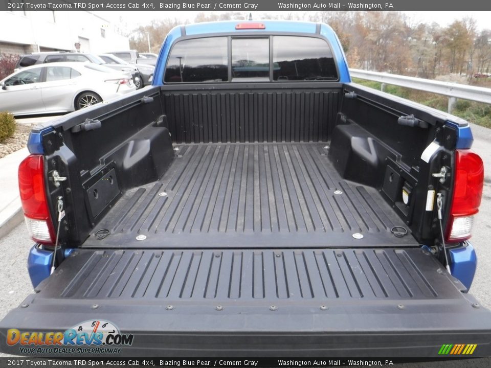 2017 Toyota Tacoma TRD Sport Access Cab 4x4 Blazing Blue Pearl / Cement Gray Photo #20