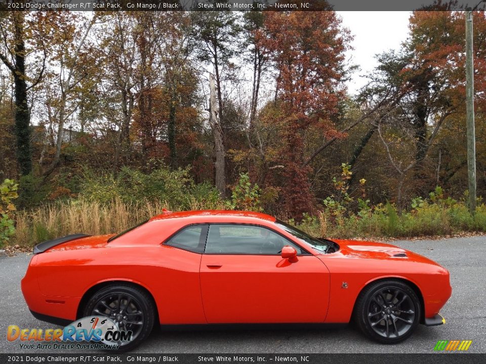 Go Mango 2021 Dodge Challenger R/T Scat Pack Photo #7