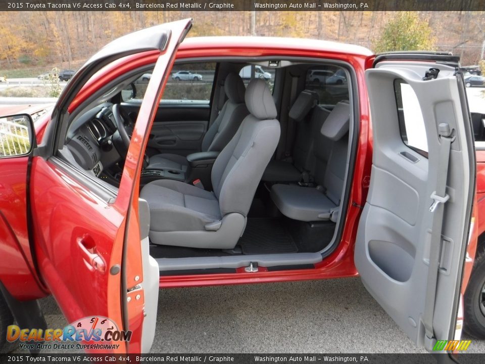 2015 Toyota Tacoma V6 Access Cab 4x4 Barcelona Red Metallic / Graphite Photo #18