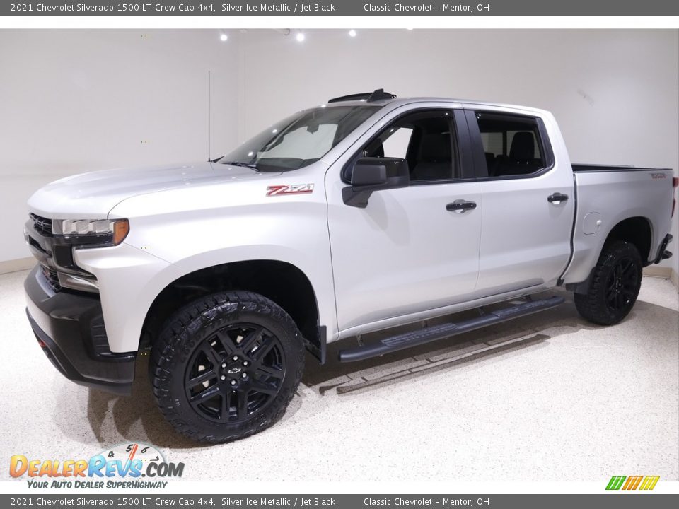 2021 Chevrolet Silverado 1500 LT Crew Cab 4x4 Silver Ice Metallic / Jet Black Photo #3