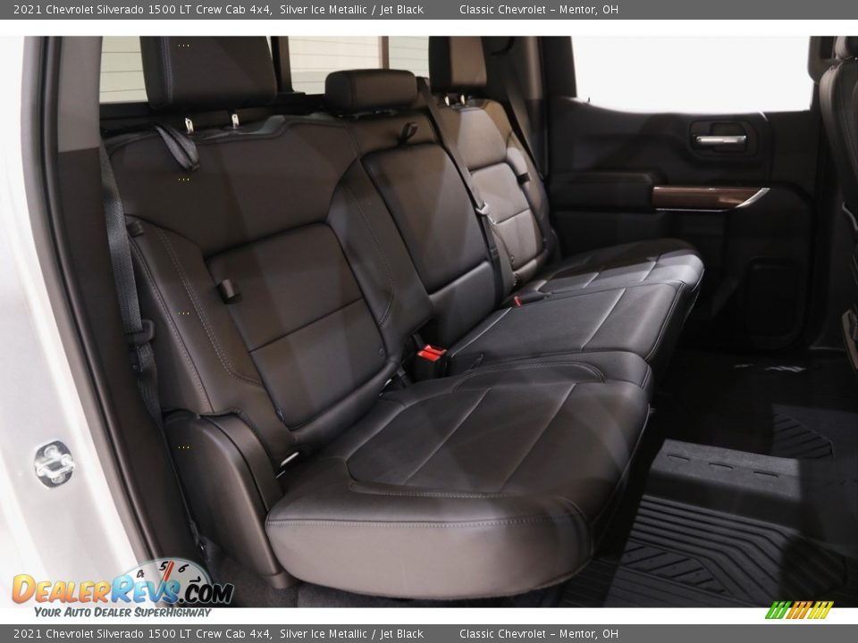 2021 Chevrolet Silverado 1500 LT Crew Cab 4x4 Silver Ice Metallic / Jet Black Photo #17