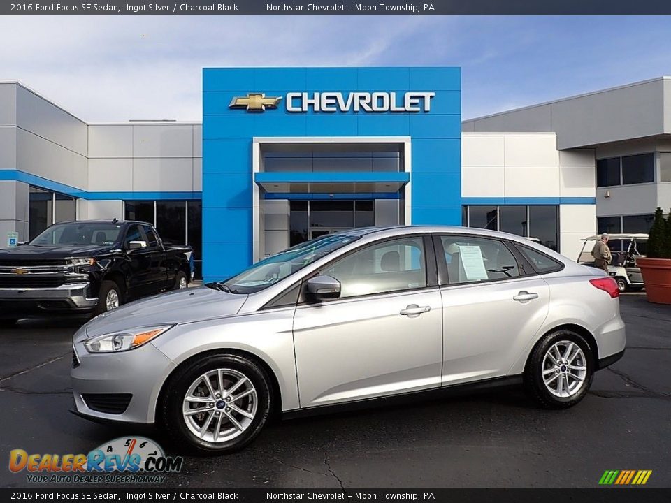 2016 Ford Focus SE Sedan Ingot Silver / Charcoal Black Photo #1