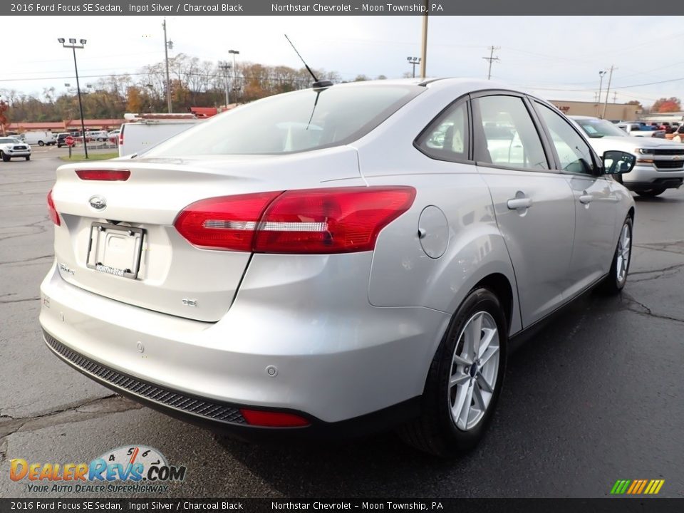 2016 Ford Focus SE Sedan Ingot Silver / Charcoal Black Photo #8